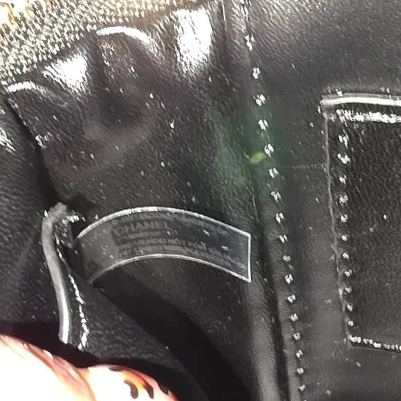 Chanel Black Tweed Crossbody Bag. New In The Box. - Picture 8 of 14